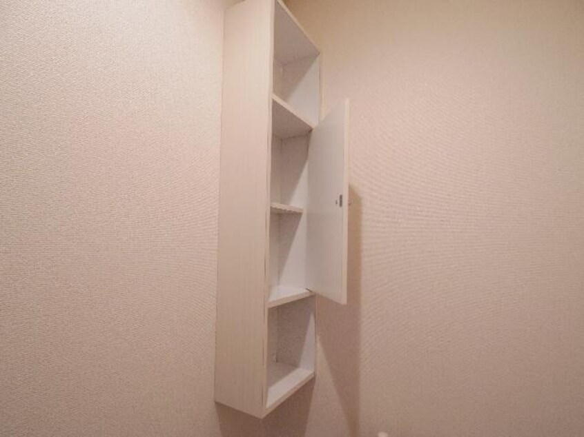  東海道本線/静岡駅 バス18分田町四丁目下車:停歩6分 1階 築16年