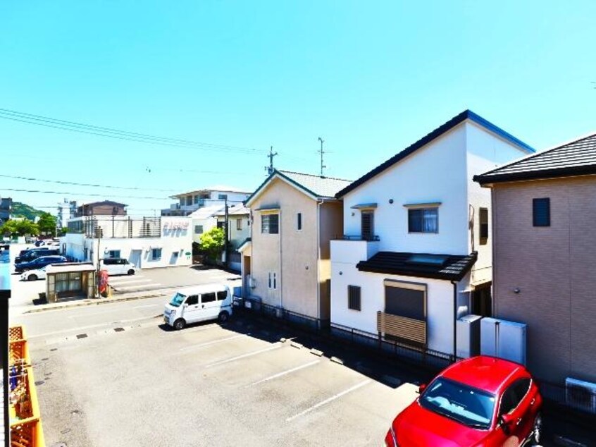  東海道本線/静岡駅 バス26分南沼上団地入口下車:停歩5分 1-2階 築16年