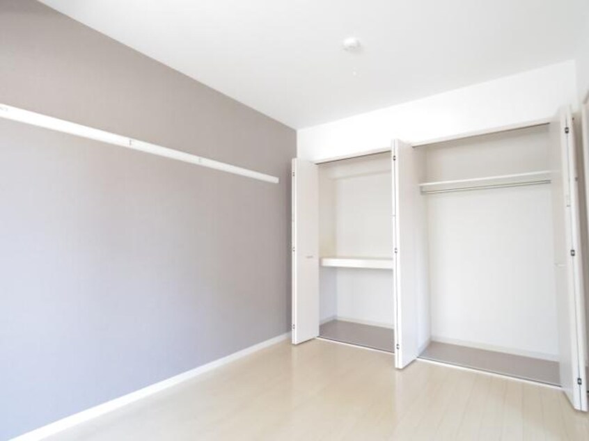  東海道本線/静岡駅 バス22分大岩北下車:停歩6分 1階 築15年