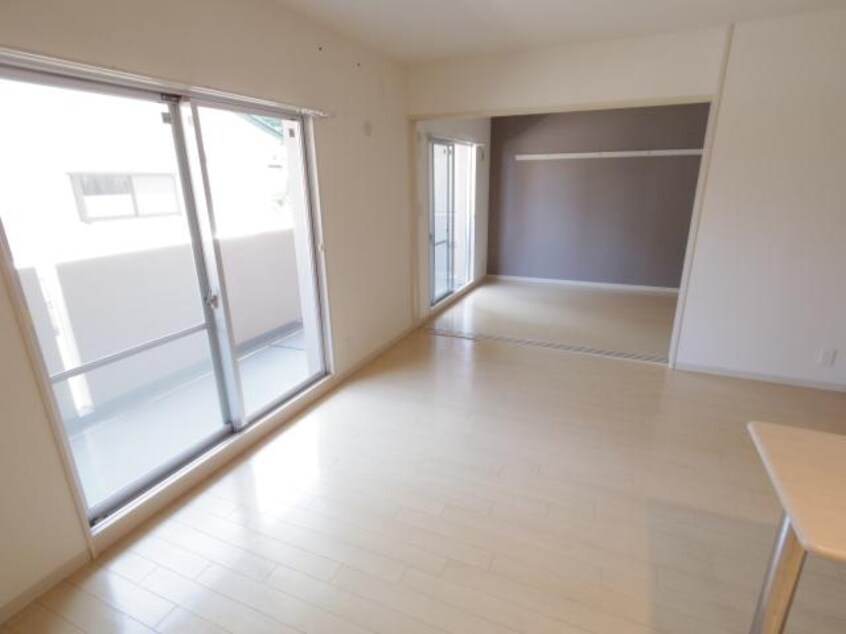  東海道本線/静岡駅 バス22分大岩北下車:停歩6分 1階 築15年