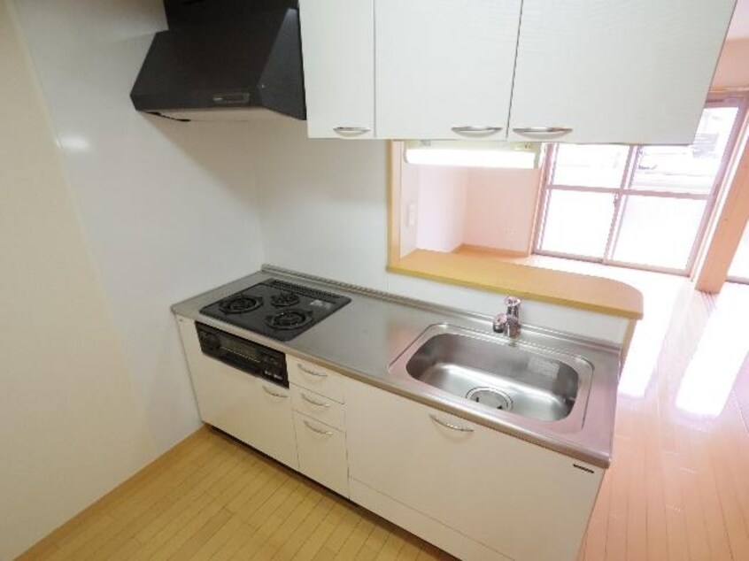  東海道本線/静岡駅 バス19分松富団地入口下車:停歩3分 1階 築15年