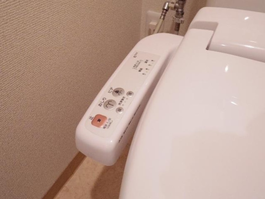  東海道本線/静岡駅 バス19分松富団地入口下車:停歩3分 1階 築15年