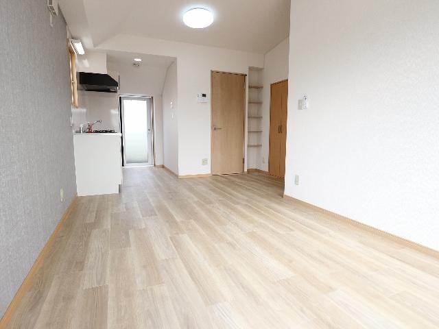  東海道本線/静岡駅 バス21分柳新田北下車:停歩3分 3階 築22年