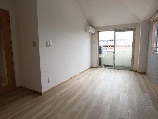  東海道本線/静岡駅 バス21分柳新田北下車:停歩3分 3階 築22年