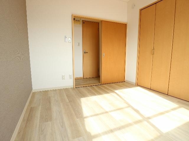  東海道本線/静岡駅 バス21分柳新田北下車:停歩3分 3階 築22年