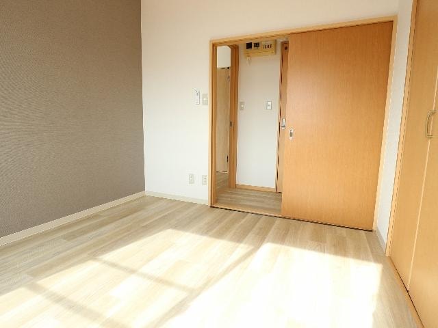  東海道本線/静岡駅 バス21分柳新田北下車:停歩3分 3階 築22年