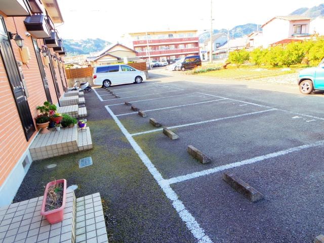  東海道本線/安倍川駅 徒歩8分 1-2階 築27年
