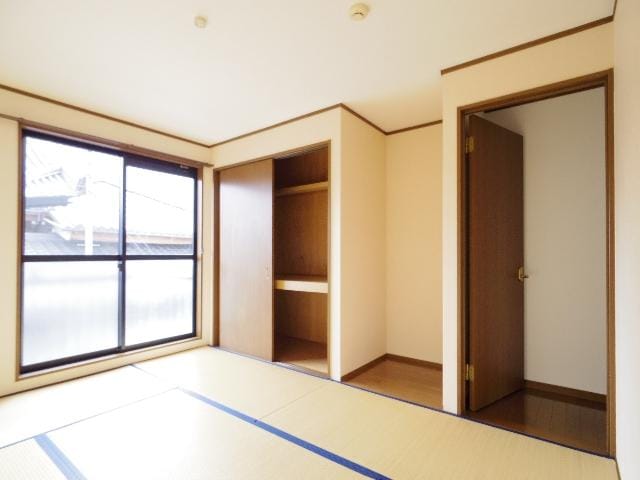  東海道本線/安倍川駅 徒歩8分 1-2階 築27年