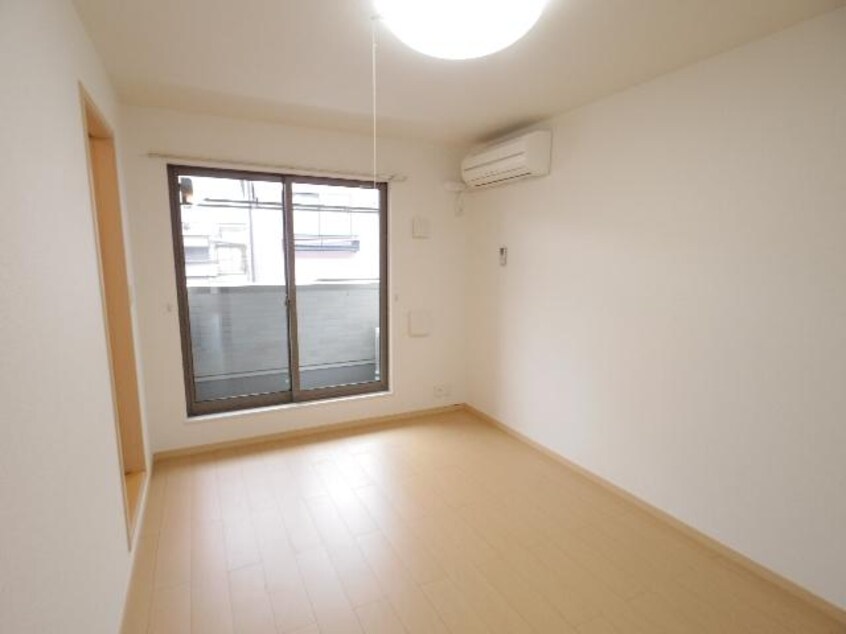  東海道本線/安倍川駅 徒歩23分 2階 築15年