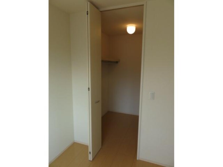  東海道本線/安倍川駅 徒歩16分 2階 築16年