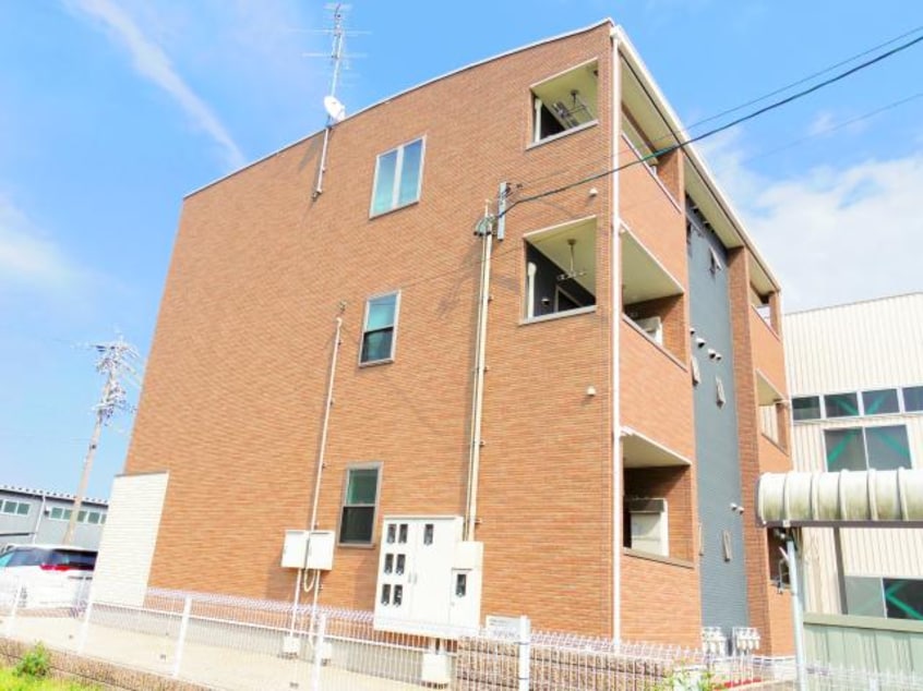  東海道本線/静岡駅 バス26分静岡西高校下車:停歩6分 1階 築14年