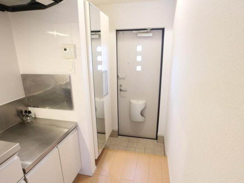  東海道本線/静岡駅 バス26分静岡西高校下車:停歩6分 1階 築14年