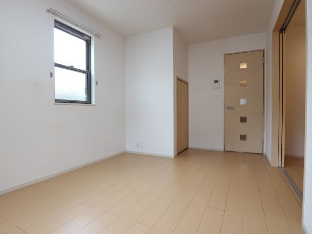  東海道本線/静岡駅 バス26分静岡西高校下車:停歩6分 1階 築14年