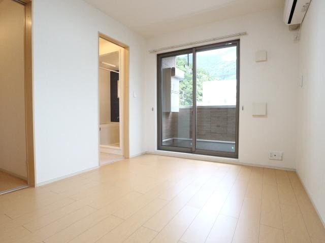  東海道本線/静岡駅 バス26分静岡西高校下車:停歩6分 1階 築14年