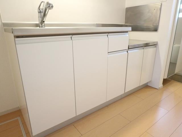  東海道本線/静岡駅 バス26分静岡西高校下車:停歩6分 1階 築14年