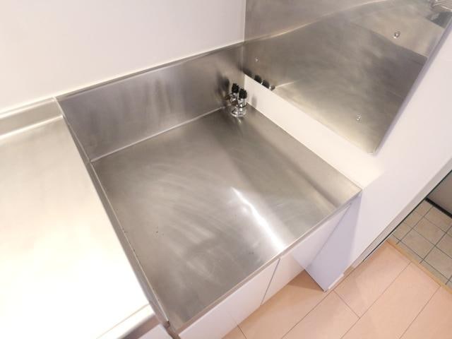  東海道本線/静岡駅 バス26分静岡西高校下車:停歩6分 1階 築14年