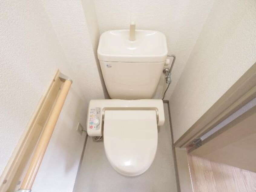  東海道本線/静岡駅 バス19分記念碑前下車:停歩3分 1階 築28年