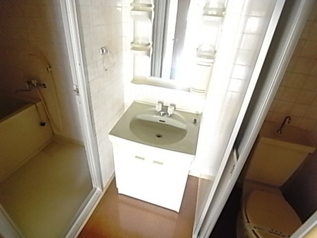  東海道本線/静岡駅 バス19分千代田小学校前下車:停歩5分 1階 築36年