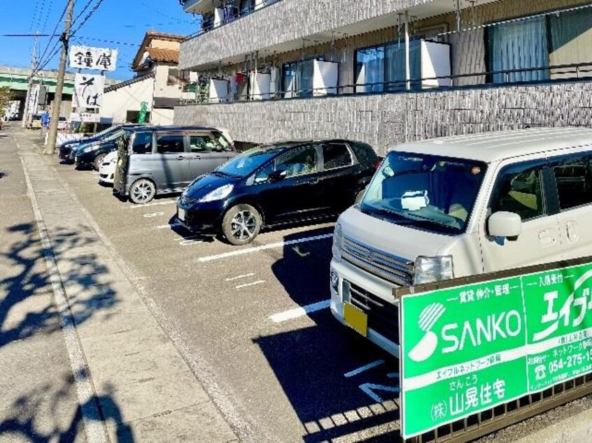  東海道本線/静岡駅 バス22分県工業技術研究所下車:停歩4分 1階 築26年