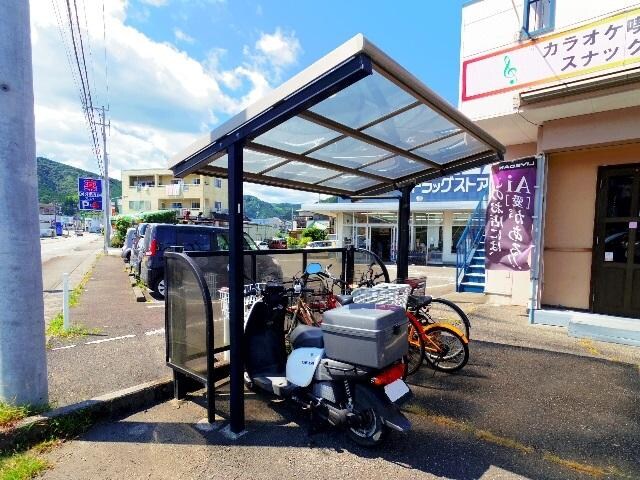  東海道本線/静岡駅 バス28分服織小学校入口下車:停歩1分 2階 築41年