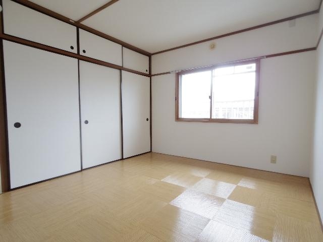  東海道本線/静岡駅 バス22分桜町団地下車:停歩4分 2階 築34年