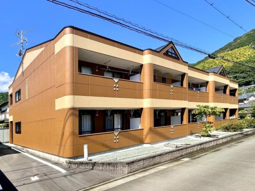  東海道本線/静岡駅 バス25分新丸子下車:停歩6分 2階 築18年