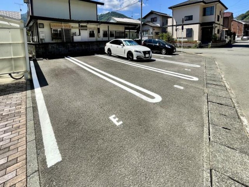  東海道本線/静岡駅 バス25分新丸子下車:停歩6分 2階 築18年