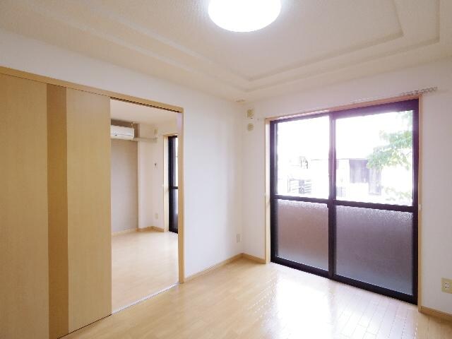  東海道本線/静岡駅 バス25分新丸子下車:停歩6分 1階 築18年