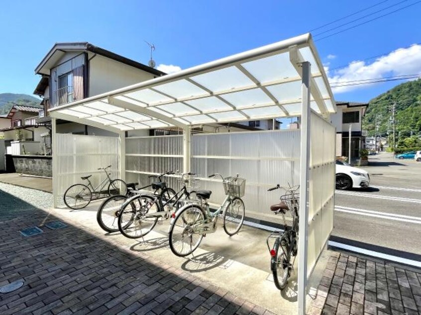  東海道本線/静岡駅 バス25分新丸子下車:停歩6分 2階 築18年