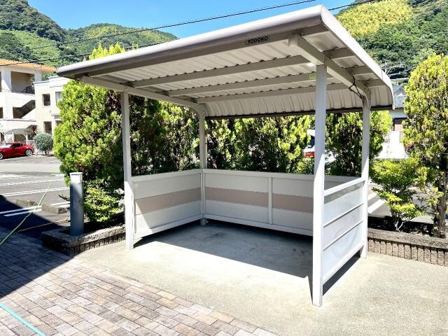  東海道本線/静岡駅 バス25分新丸子下車:停歩6分 2階 築18年