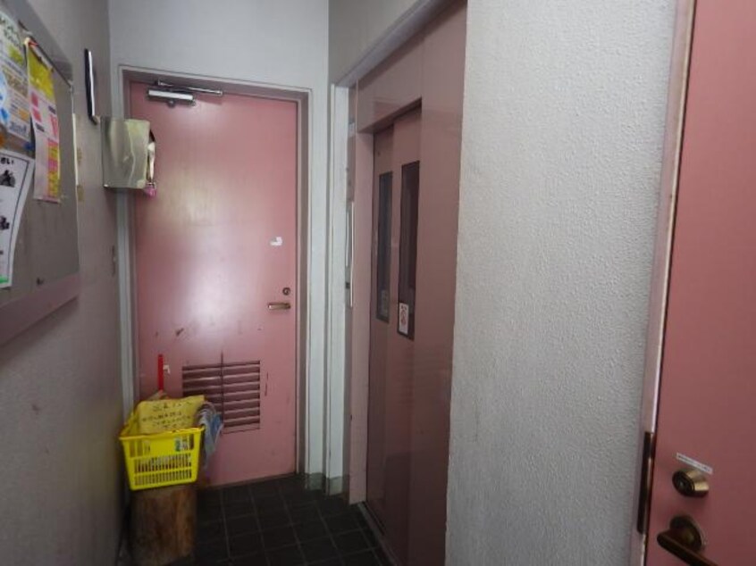  静岡鉄道静岡清水線/新静岡駅 徒歩7分 3階 築29年