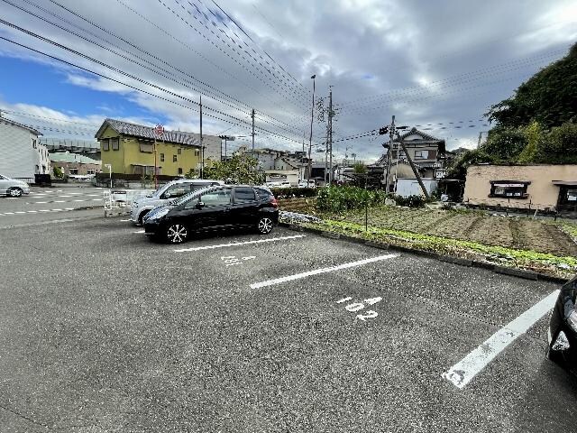  東海道本線/静岡駅 バス24分池ヶ谷下車:停歩3分 1階 築31年