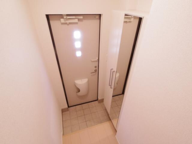  静岡鉄道静岡清水線/新静岡駅 バス26分郷堂下車:停歩3分 2階 築12年