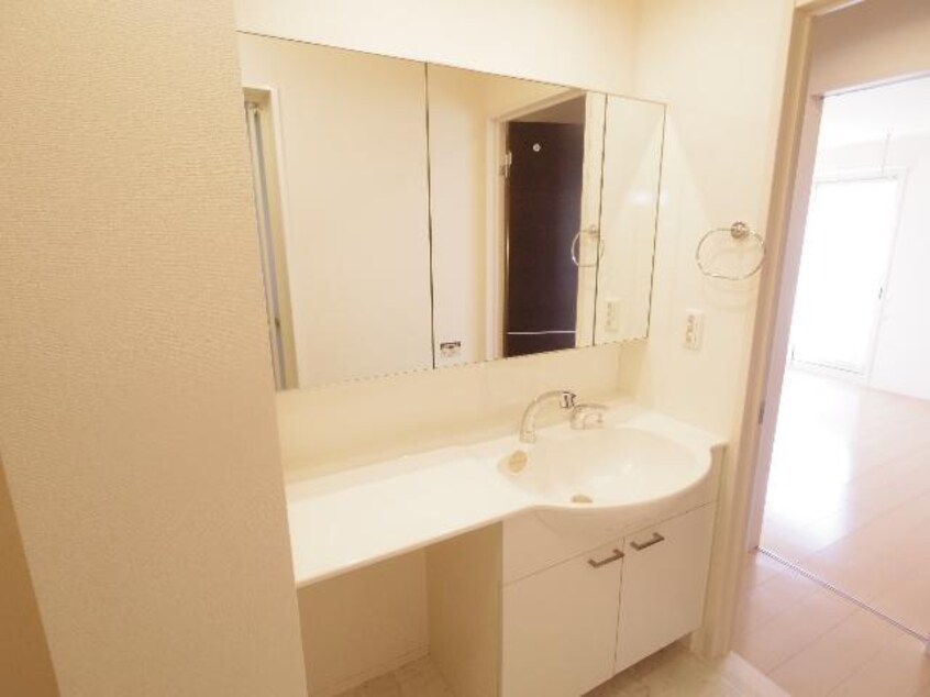  東海道本線/静岡駅 バス24分川合下車:停歩8分 2階 築12年