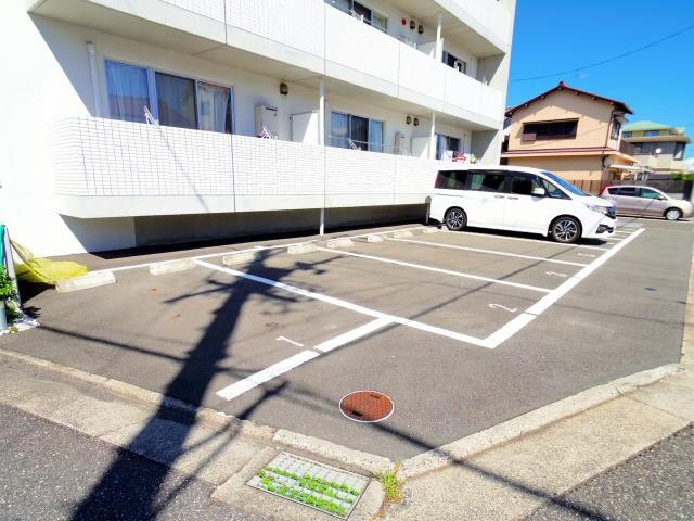  東海道本線/静岡駅 バス14分千代田四丁目下車:停歩6分 1階 築10年