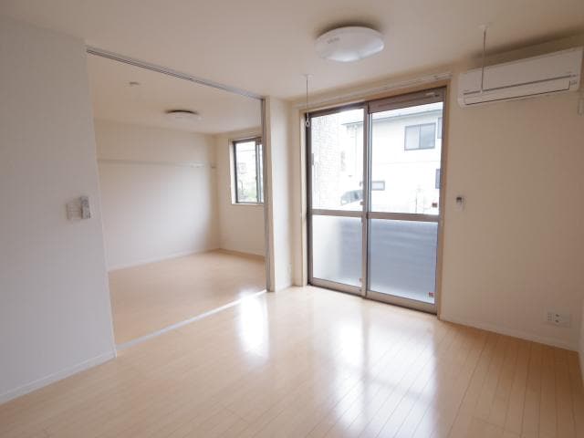  東海道新幹線（東海）/静岡駅 バス18分千代田小学校前下車:停歩7分 1階 築11年