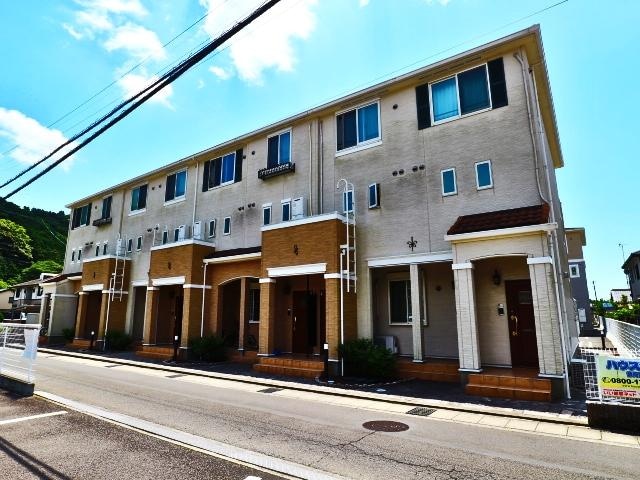  東海道本線/静岡駅 バス27分松富下車:停歩2分 2階 築11年