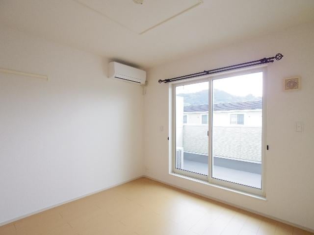  東海道本線/静岡駅 バス27分松富下車:停歩2分 2階 築11年