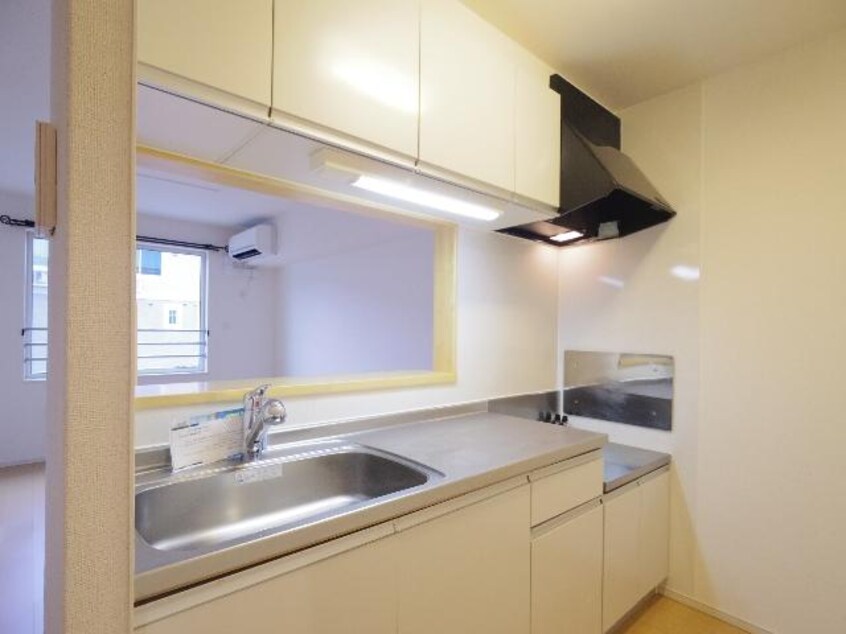  東海道本線/静岡駅 バス27分松富下車:停歩2分 2階 築11年