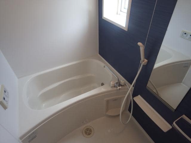  東海道本線/静岡駅 バス33分県工業技術研究所下車:停歩3分 2階 築16年