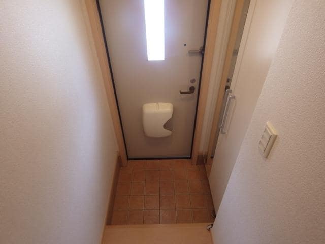  東海道本線/静岡駅 バス33分県工業技術研究所下車:停歩3分 2階 築16年