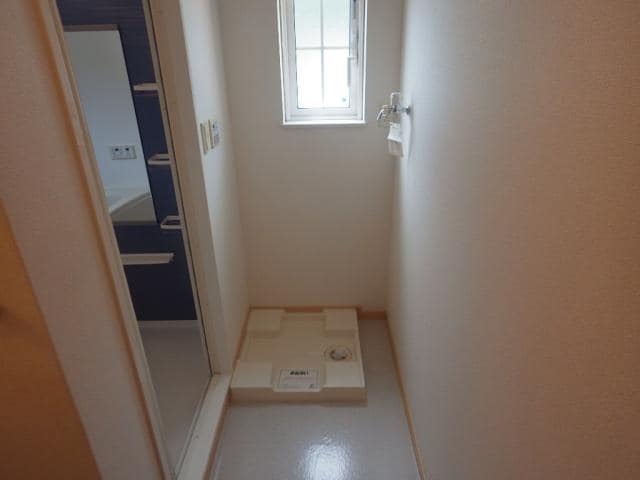  東海道本線/静岡駅 バス33分県工業技術研究所下車:停歩3分 2階 築16年