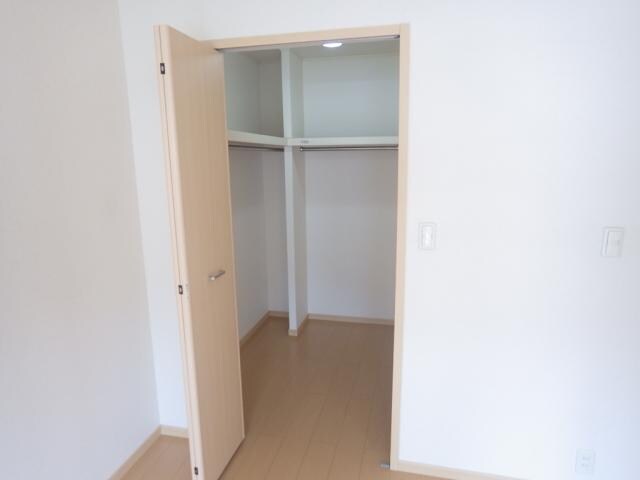  東海道本線/静岡駅 バス33分県工業技術研究所下車:停歩3分 2階 築16年