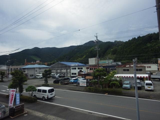  東海道本線/静岡駅 バス33分県工業技術研究所下車:停歩3分 2階 築16年