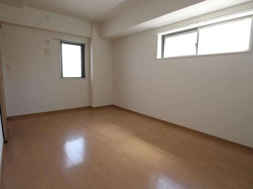  東海道本線/静岡駅 徒歩14分 2階 築11年