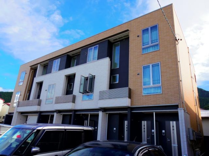  東海道本線/静岡駅 バス26分静岡西高校下車:停歩6分 2階 築12年