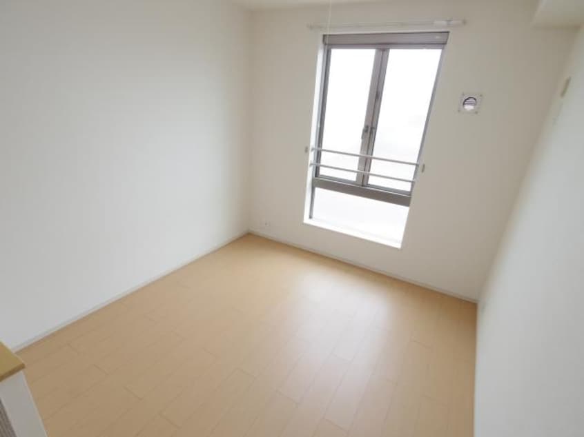  東海道本線/静岡駅 バス26分静岡西高校下車:停歩6分 2階 築12年