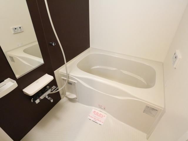  東海道本線/静岡駅 バス17分千代田三丁目下車:停歩4分 1階 築11年