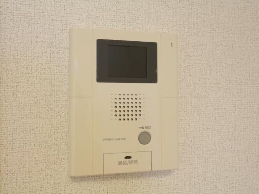  東海道本線/静岡駅 バス17分千代田三丁目下車:停歩4分 1階 築11年