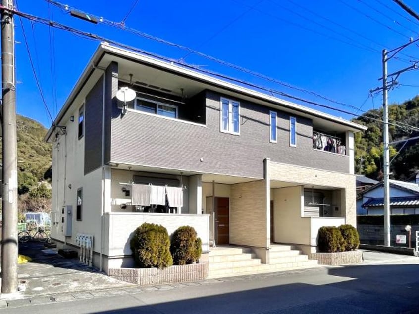  東海道本線/静岡駅 バス35分服織小学校入口下車:停歩10分 2階 築11年